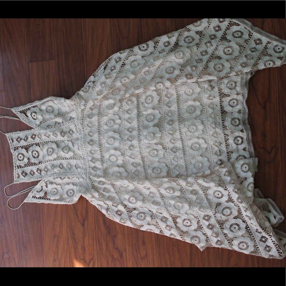 Handkerchief skirted lace midi dress